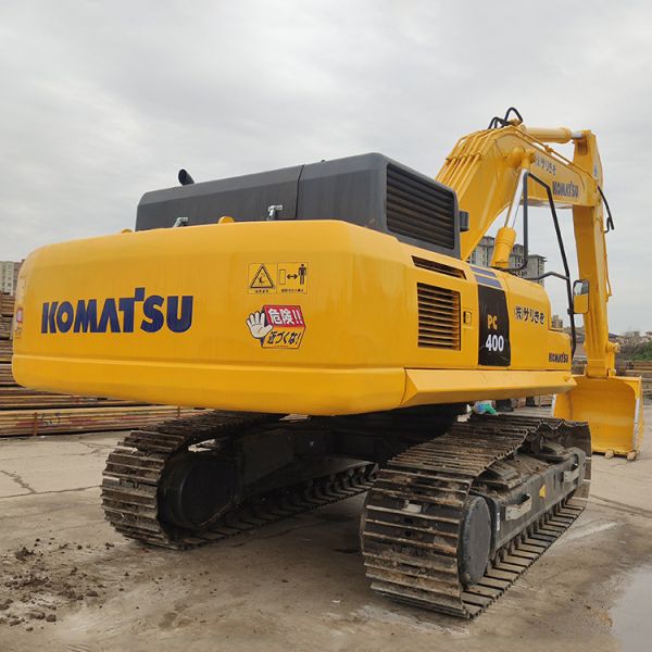 Other Hydraulic Valve Second Hand 3 Ton Komatsu Excavator 11.04L Displacement