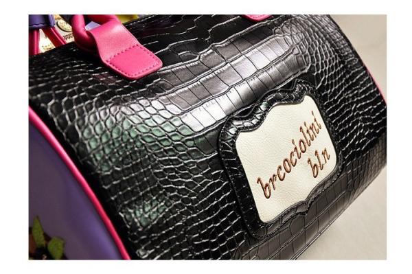 Europe and selling women's handbags shoulder diagonal cartoon character embroidery Boston Messenger Bag