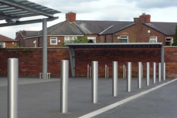 Fully Automatic Stainless Steel Bollards Wall Thickness 1-15MM Height 400-700MM