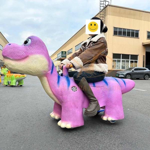 Viaje motorizado personalizado en dinosaurio para parques de diversiones Capacidad de 100 kg