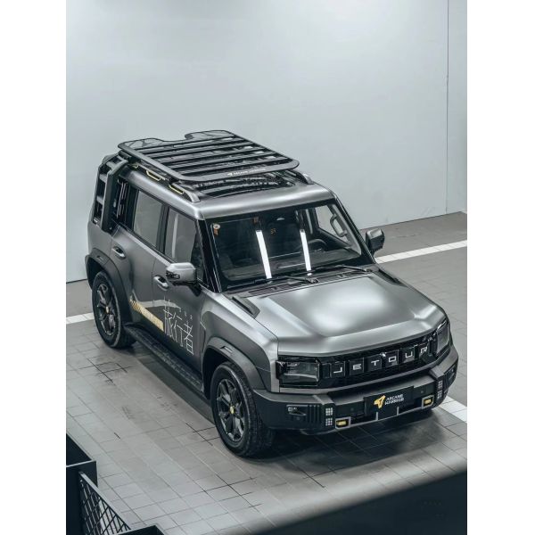 2024 Chery Jetour Traveler SUV Interior oscuro Turbo Motor AWD Drive Caballero Negro Coche modificado para diversión y viajes fuera de carretera