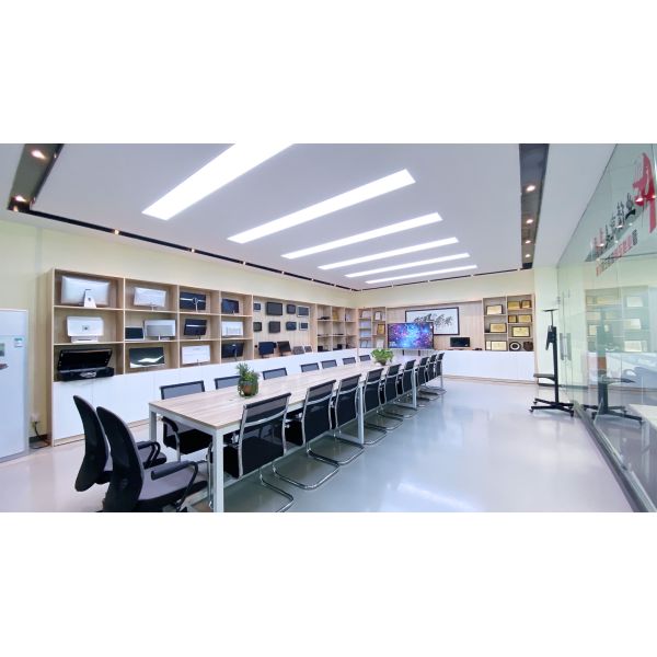 Computador de mesa com Intel Core I3 I5 I7 PC de jogos e 2 GB de memória de vídeo