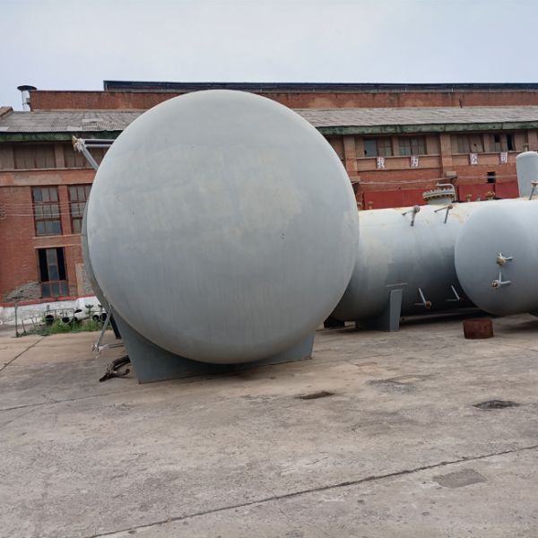 20 Ton 40 Ton LPG Gas Storage Tank , 1.77MPA Propane Bullet Tank 10 Ton