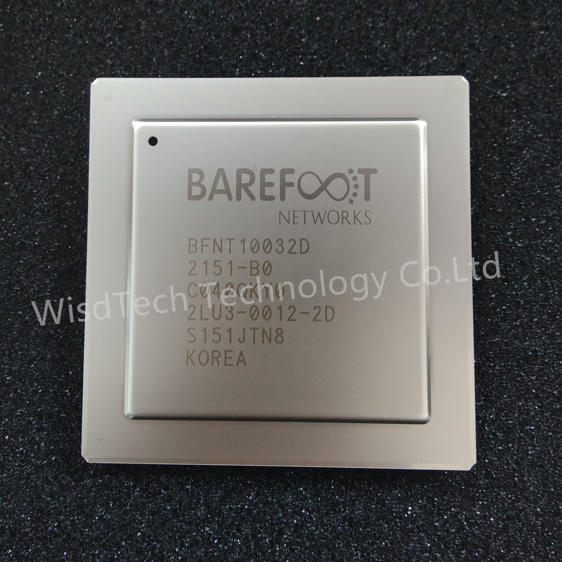 BFN-T10-032D-020-B0 64x100G порты P4 программируемый коммутатор Ethernet