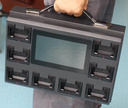 220V 8 Ports Data Management Usb 2.0 Docking Station With 7 Inch Display