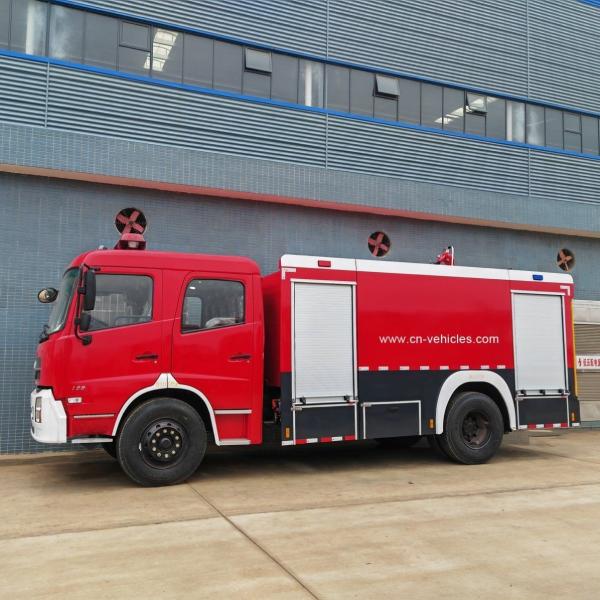 Dongfeng Water Tank Foam Fire Sprinkler Truck , Fire Fighting Water Truck 4X2