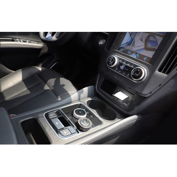 BYD's best-selling pure electric taxi the new e6 has a range of 500KM