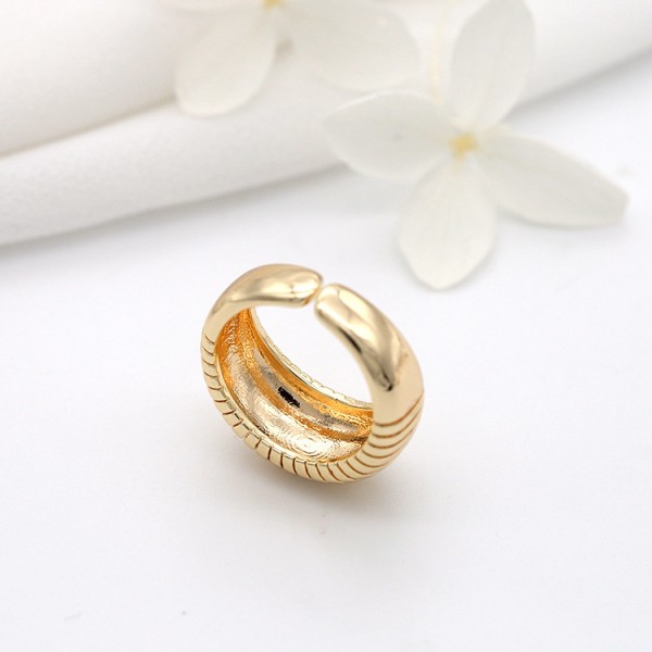 Fashion Design Adjustable Jewelry Ring 14K Gold Plated Straight Line Pattern Large Cow Horn Circular Opening Ring