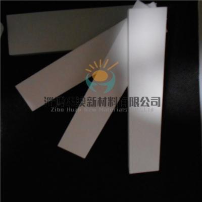 Customized Alumina Ceramic Plates With Fracture Toughness >3.9 MPam Special Shapes Available