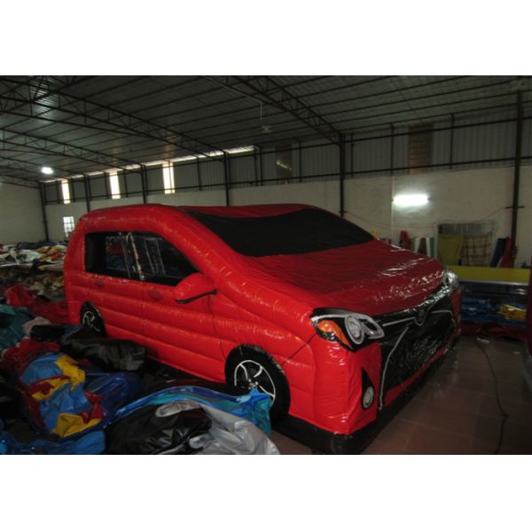 Saut en voiture, tireur gonflable