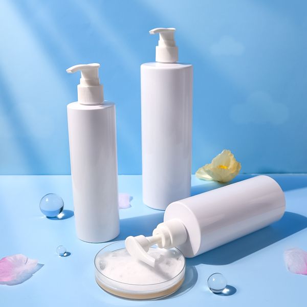 Recyclable Customizable Plastic Cosmetic Bottle with Air-tight Seal for Cosmetics Packaging