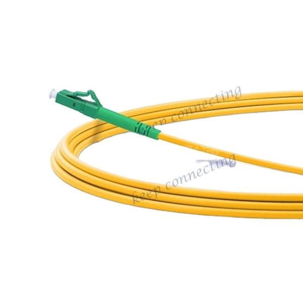 SC APC para SC APC Indoor FTTH G657A2 Simplex Fiber Optical Patch Cord com 1 condutor