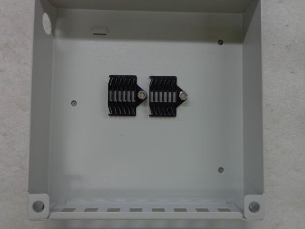 Metal Indoor and Outdoor Fiber Distribution Box wall Mounted 8 Ports FTTH Fiber Optic Terminal Box