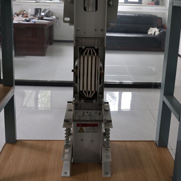 Sistema de conductos de barras colectoras y cables eléctricos compactos cerrados de cobre y aluminio