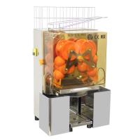 Extrator alaranjado modelo do Juicer da bancada para o anúncio publicitário e o supermercado