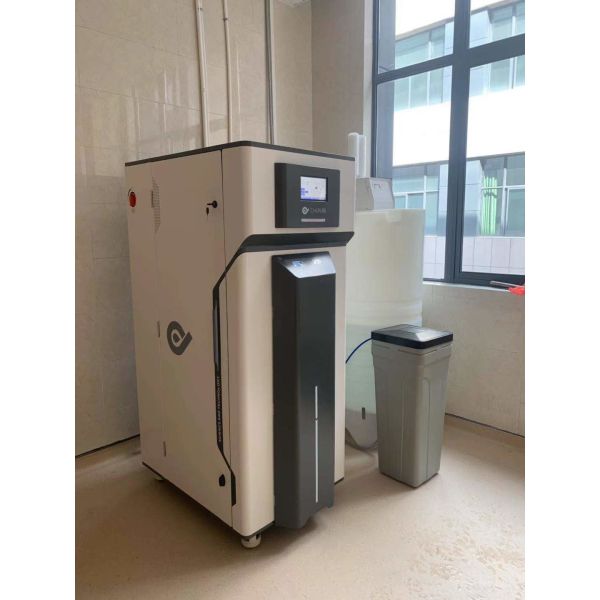 120L To 200L/Hr Medical Water Purification Systems Pharm Ro Water Treatment Machine