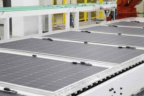 Sunman IP68 Flexible Solar Panel 580W Monocrystalline Topcon Cell X-Solar Energy -0.24% Temperature Coeffic 2260*1219*3mm