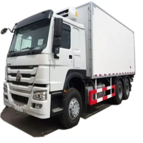 Small  HOWO 4x2 3-8Ton Left  Hand Drive Refrigerator LorryTruck  For Transport Frozen Meet Chicken Fish Vegetables