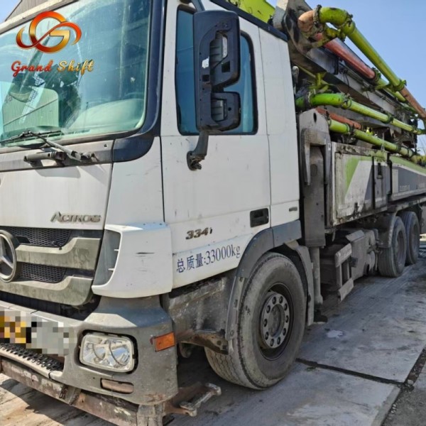 2017 Used Zoomlion 47m Boom Concrete Pump Truck on Mercedes-Benz Actros 3341 Chassis with Low Working Hours
