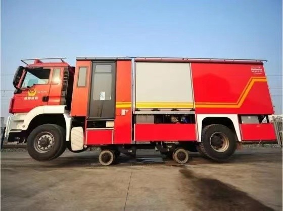 Réservoir d'eau mousse camion de pompiers ferroviaires double usage 1435mm HTRR209