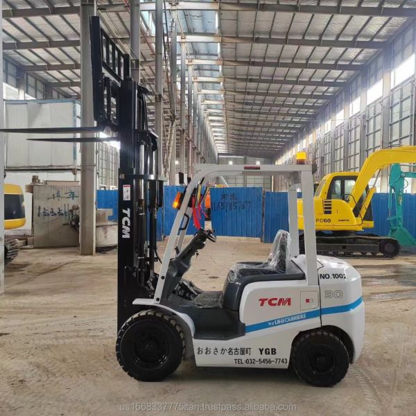 Diesel Engine TCM 30 Forklift Used Toyota Great Performance Min. Lifting Height 4.5