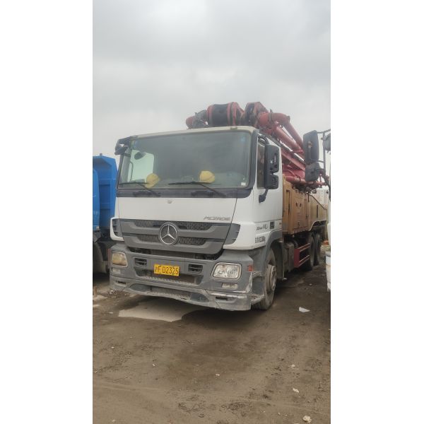 Used SANY concrete pump truck for sale, Mercedes Benz chassis