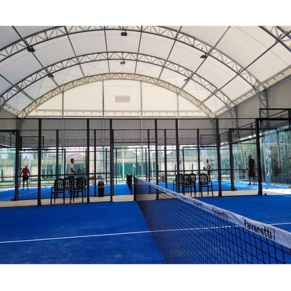 Cour de padel mobile / Cour de padel construite 10m*20m Cour de tennis rechargeable extérieure avec couverture de toit / Lampes LED portables