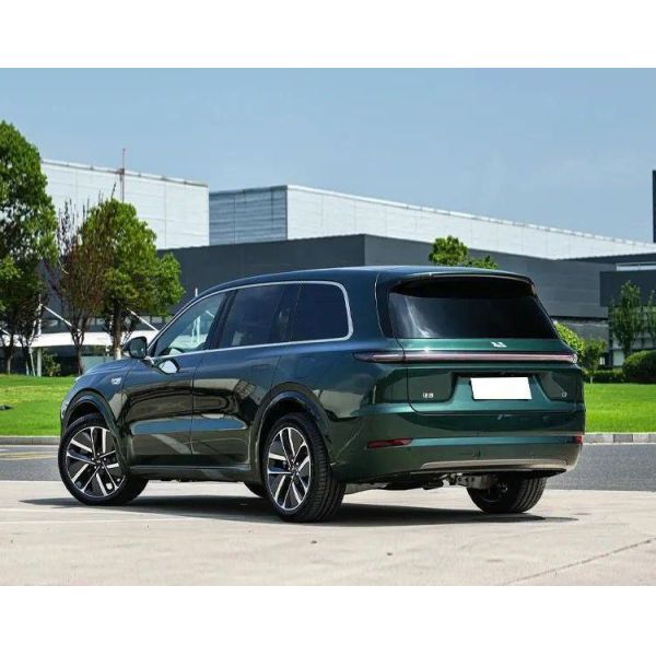 Li Xiang L9 The Perfect Blend of Style and Functionality in an Electric Touring Car