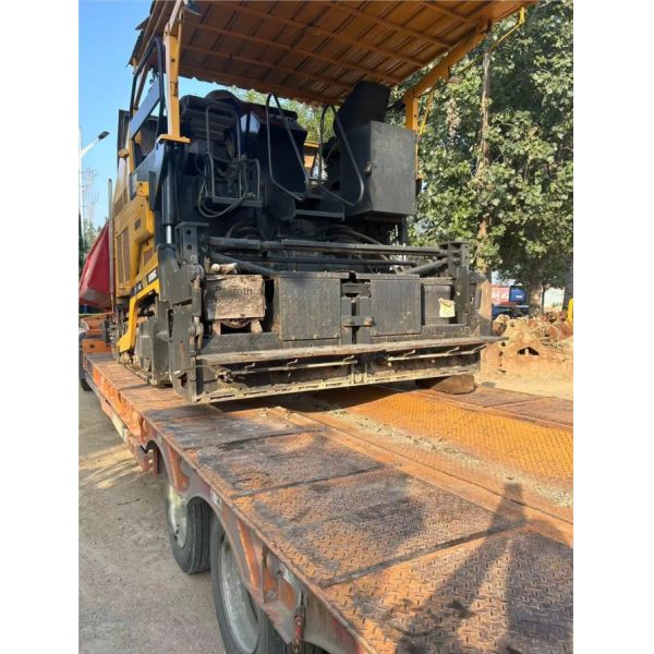 Máquina de pavimentación de uso turboalimentada Sany DTU95C Motor de seis cilindros con enfriamiento por agua