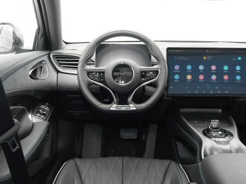 Max Speed 180 Km/h Customized BYD SEAL 2022 650km Four-Wheel Drive Performance EV Car