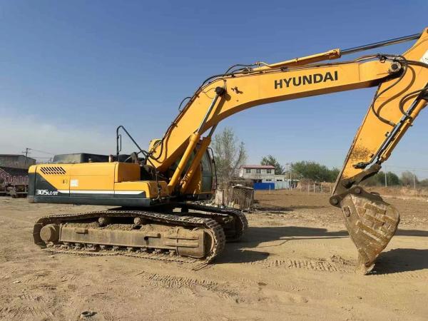 Used Hyundai 305lc-9T Excavator 30 Ton Mining Construction Earthmoving Machine