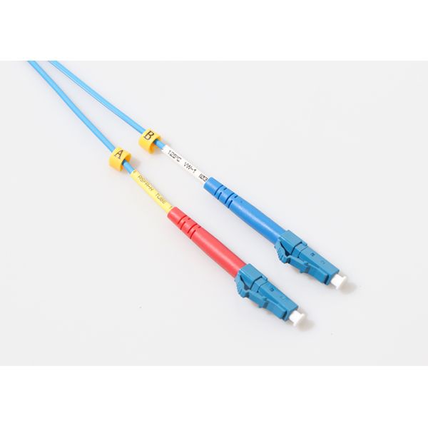 Ftth G657a1 Optical Fiber Patch Cord 1m 2m 3m UPC APC Polished