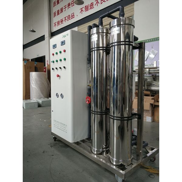 Efficient Single Pass Reverse Osmosis System 5.0KW Power Rating 2000 LPH Flow Rate