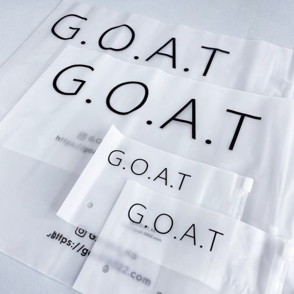 Custom Eco Friendly Zip Lock Bag, T Shirt Swimwear Plastic Clothing Zipper Bags Ziplock Bag With Handle For Clothes