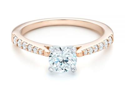 Claw Setting Rose Gold Moissanite Band Rings 5.5MM size OEM ODM