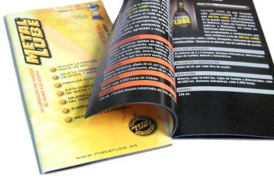Service d'impression piquant de livret de couleur de catalogue de selle d'OEM/ODM avec le papier d'art de C2S