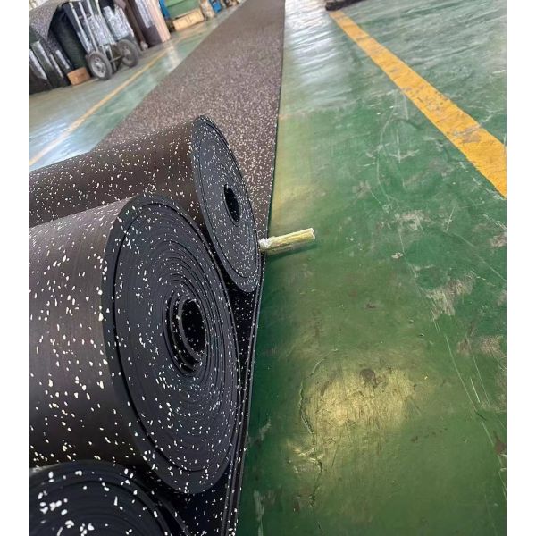 Rolled Rubber Flooring Sheets Made From 100% Recycled Rubber