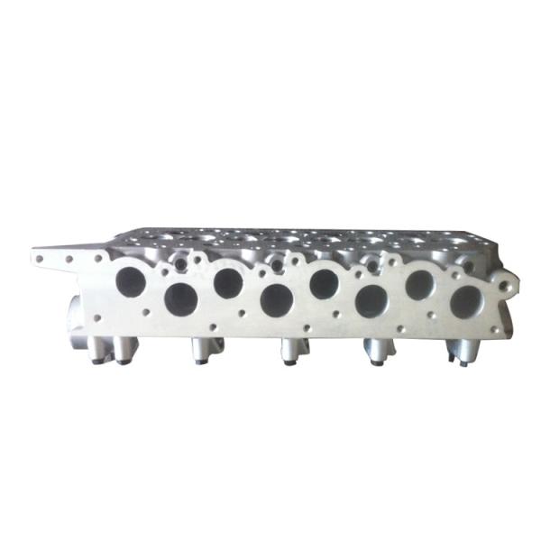 Cabeça de cilindro MD303750 do motor de MITSUBISHI 4D56 MD348983 MD351277 MD313587