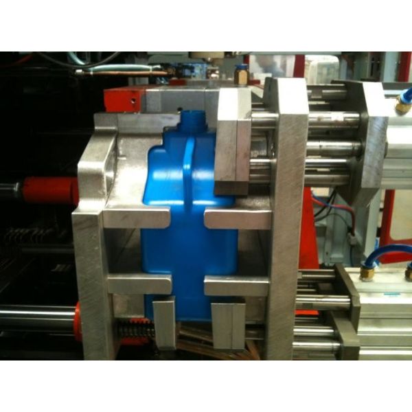 Machine de soufflage de corps creux de bouteille de médecine, équipement IML MP80FS-4 de soufflage de corps creux