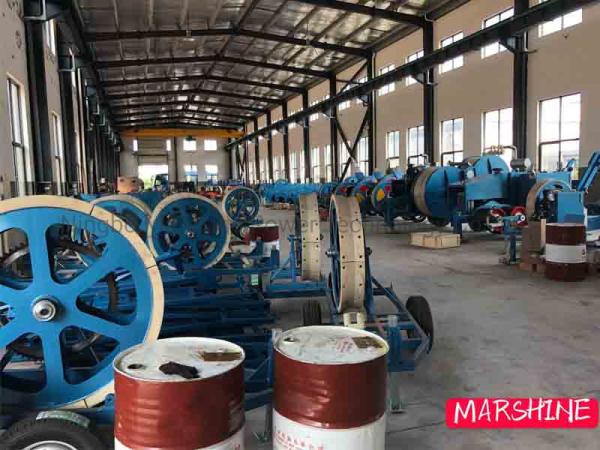 Equipamento hidráulico para puxar cabos de rodas de tração