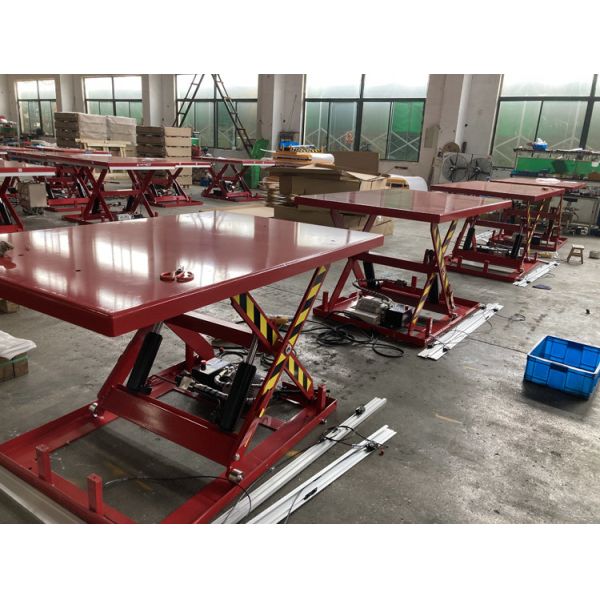 Red Electric Lift Tables 4000lbs 1000mm Stationary Hydraulic Scissor Lift