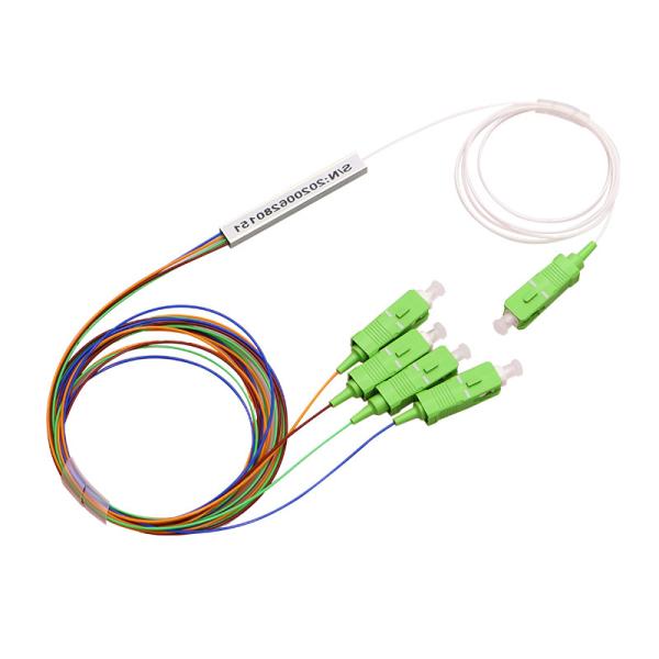 4 caixa terminal do tubeFor de aço do cabo 0.9mm do divisor G657A1 do Plc do Sc Upc do divisor 1*4 da fibra ótica da maneira