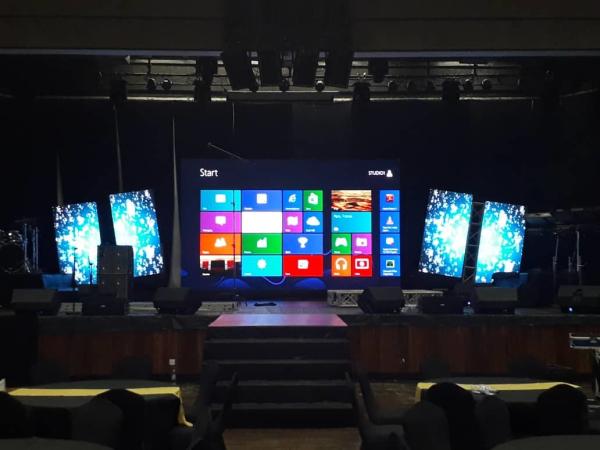 P4 Outdoor Rental LED Display Commercial Advertising 500×500mm	P4.81mm Cabinet Size