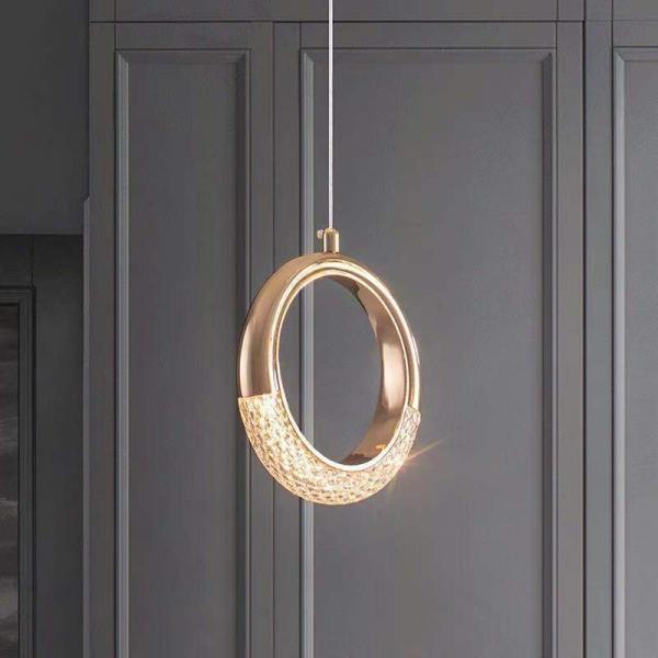 Moderna lámpara colgante de acrílico LED dorada para decoración del hogar, para sala de estar
