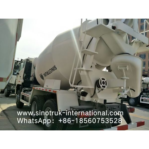 HOWO SINOTRUK Concrete Mixer Truck 10CBM 371HP 6X4 LHD Stable and efficient