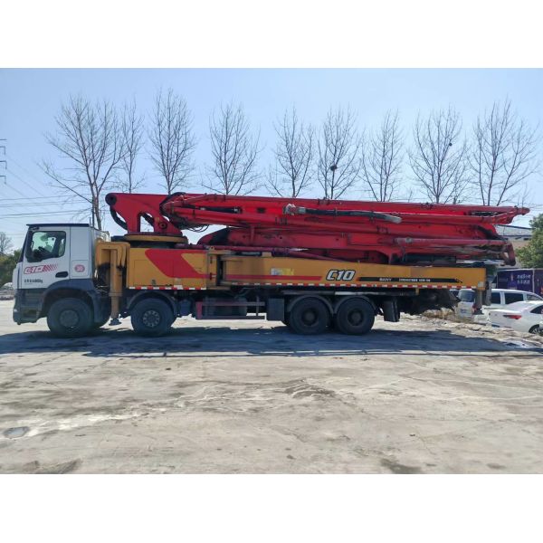 2021 Used Concrete Pump Truck 62m Price, Installed With Mercedes Benz Chassis