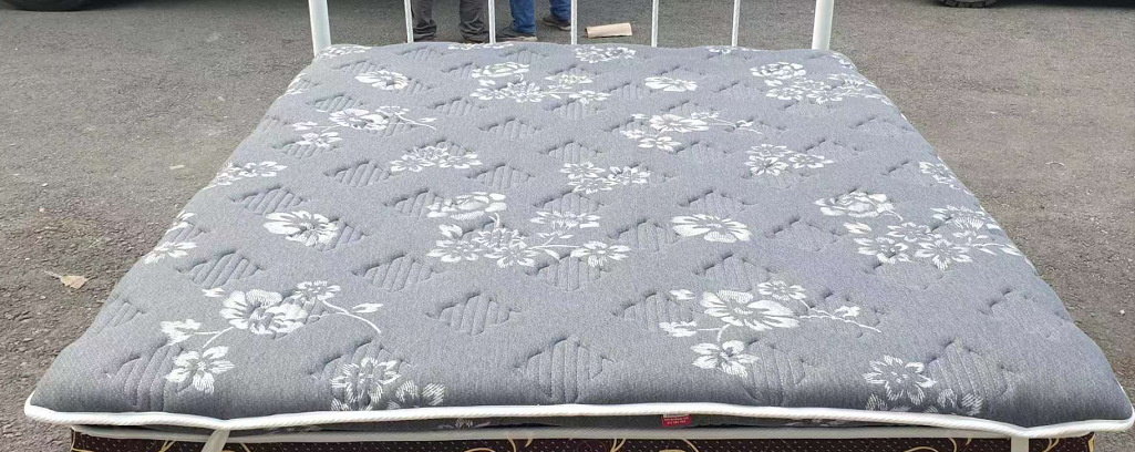 Ткань тюфяка жаккарда серого цвета 240gsm 100% полиэстер для домашней мебели