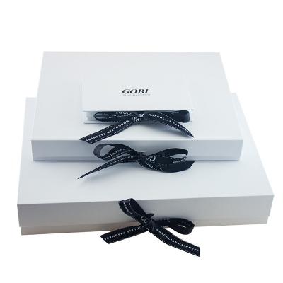 Caixa de papel dobrável branca da fita do preto do ODM do OEM para o vestido de casamento