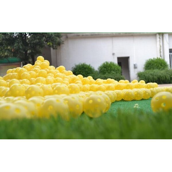 hollow practice golf ball ， hole hole plastic golf ball ， golf ball , golf balls ,  golf practice ball