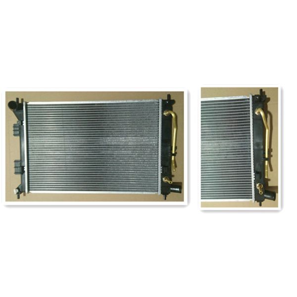 Plastic Tank Hyundai ELANTRA Radiator , High Performance Radiator 12 Month Warranty